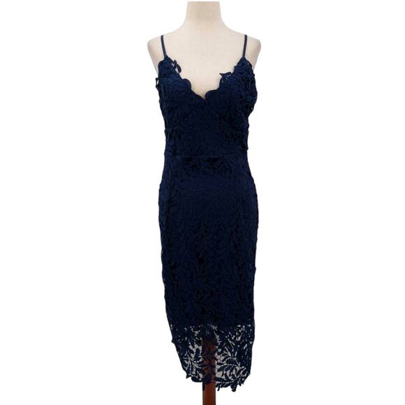 QUIZ SZ 8 M US Navy Blue Lace Vneck Spaghetti Straps Midi Dress NWT B119 - Picture 2 of 9